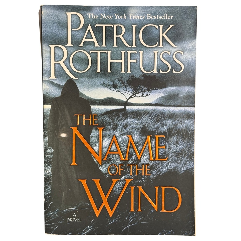The Name of the Wind Patrick Rothfuss NYT Bestseller‎ Fantasy Paperback Novel